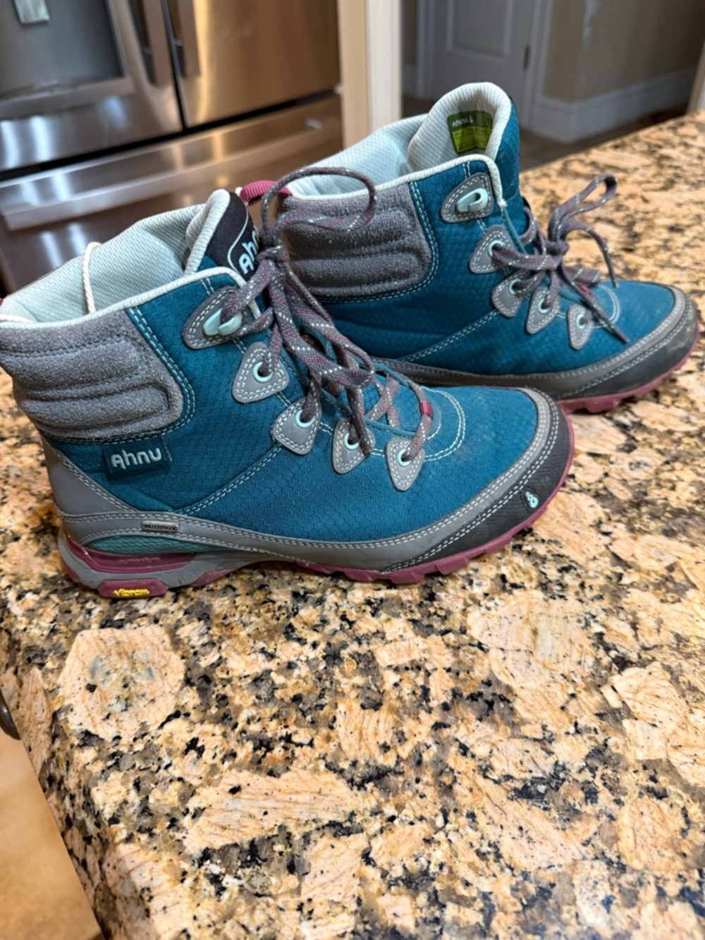 Ahnu Teal and Gray Outdoor Boots size 6 ladies - Picture 10 of 12